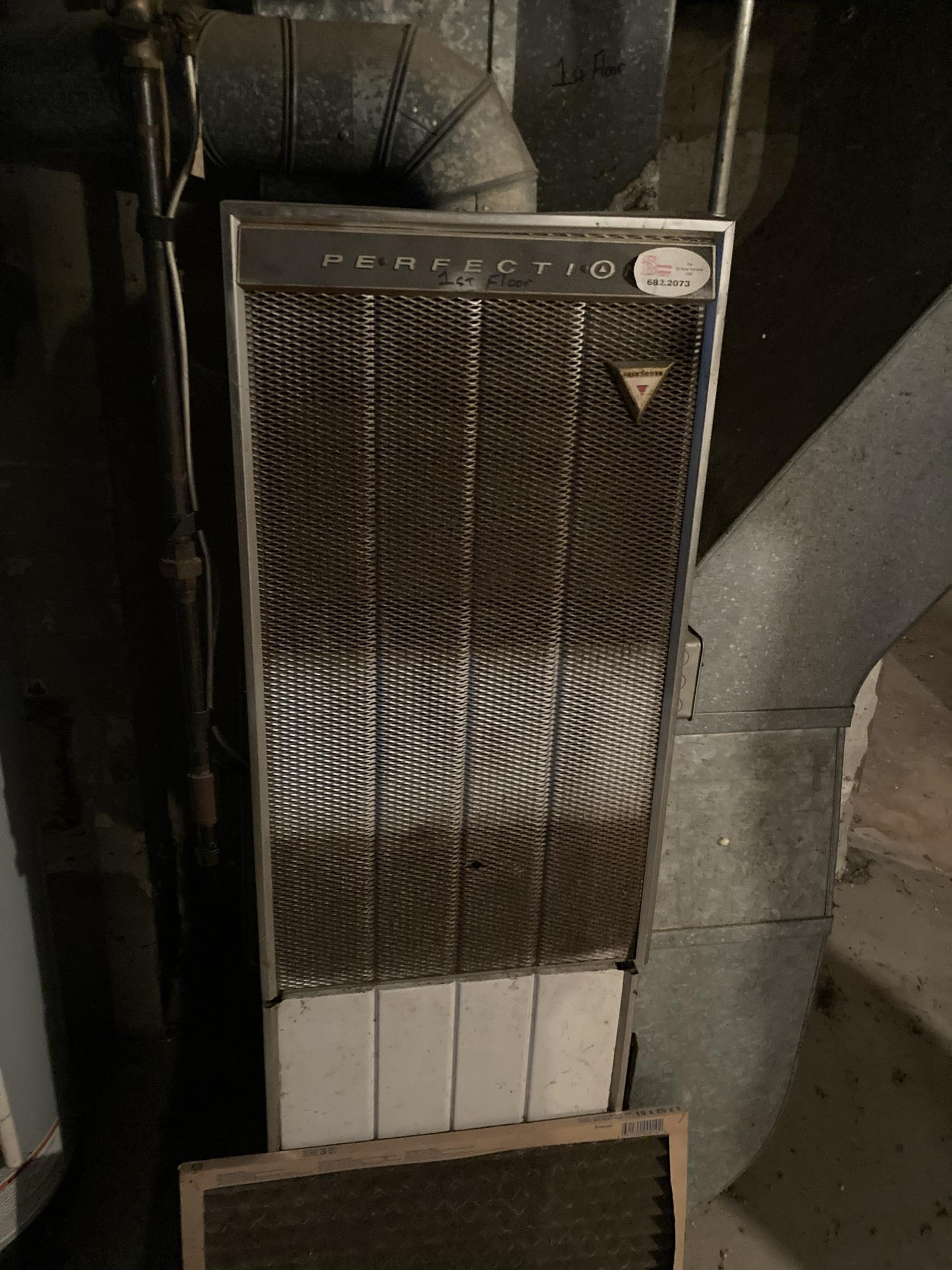 1709 Madison Street Manitowoc, WI 54220 - Photo 19 of 21