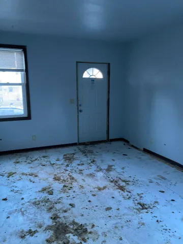 $69,900 | 1709 Madison Street, Manitowoc, WI 54220