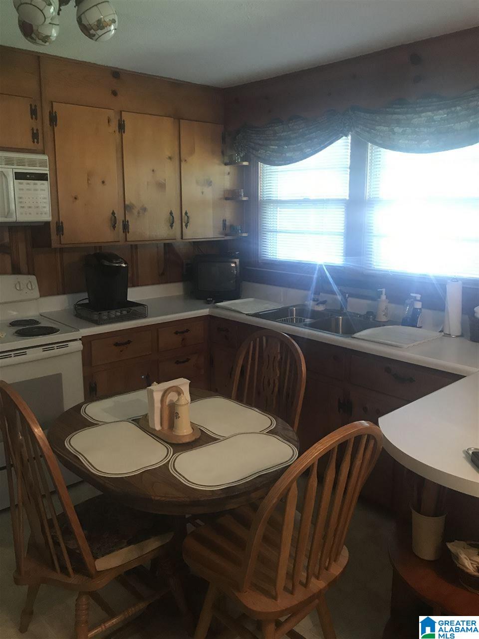 1720 Hayes Street Gadsden, AL 35904 - Photo 4 of 12