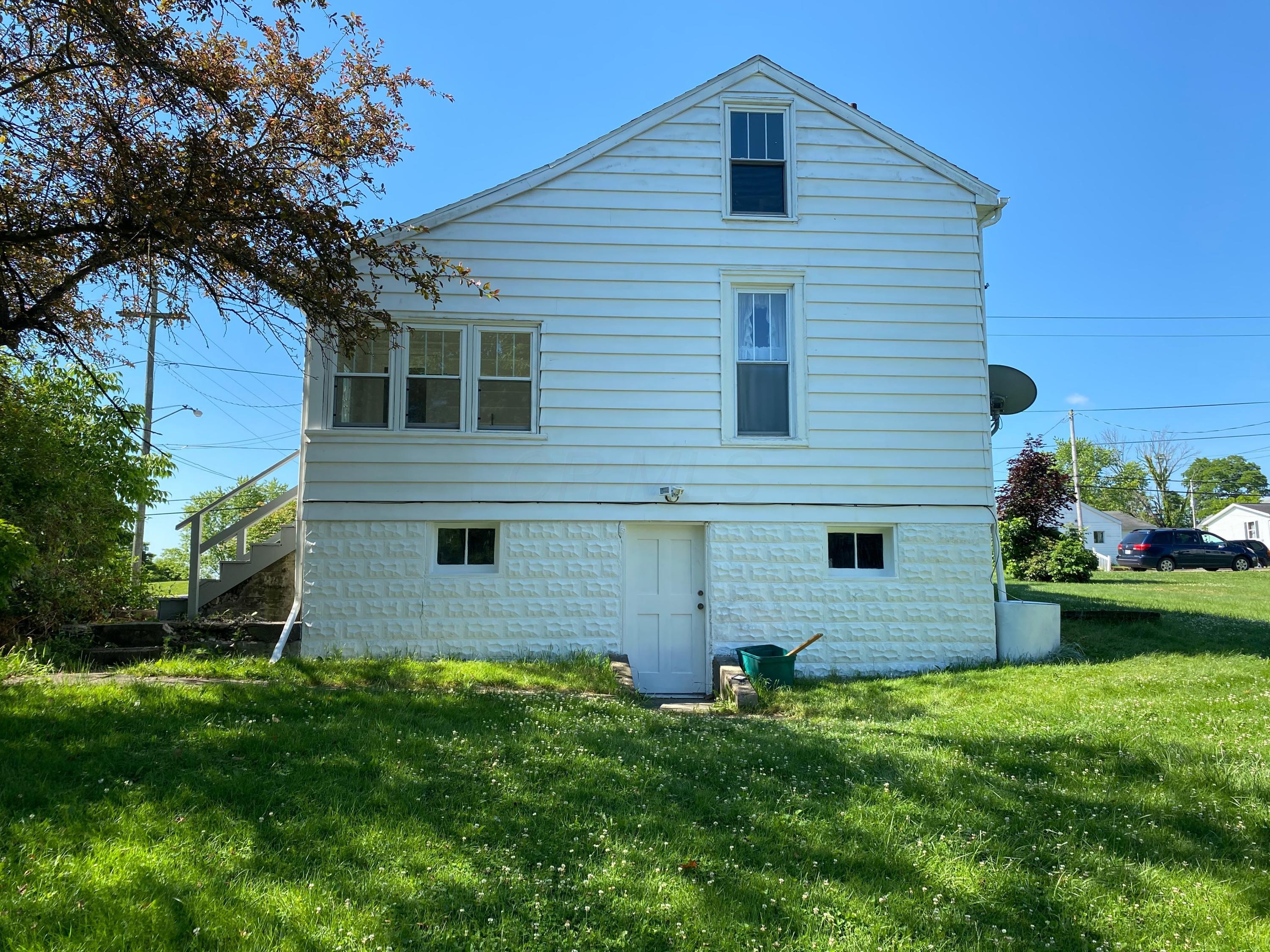 7685 Old Town Road Mount Perry, OH 43760 - Photo 7 of 23
