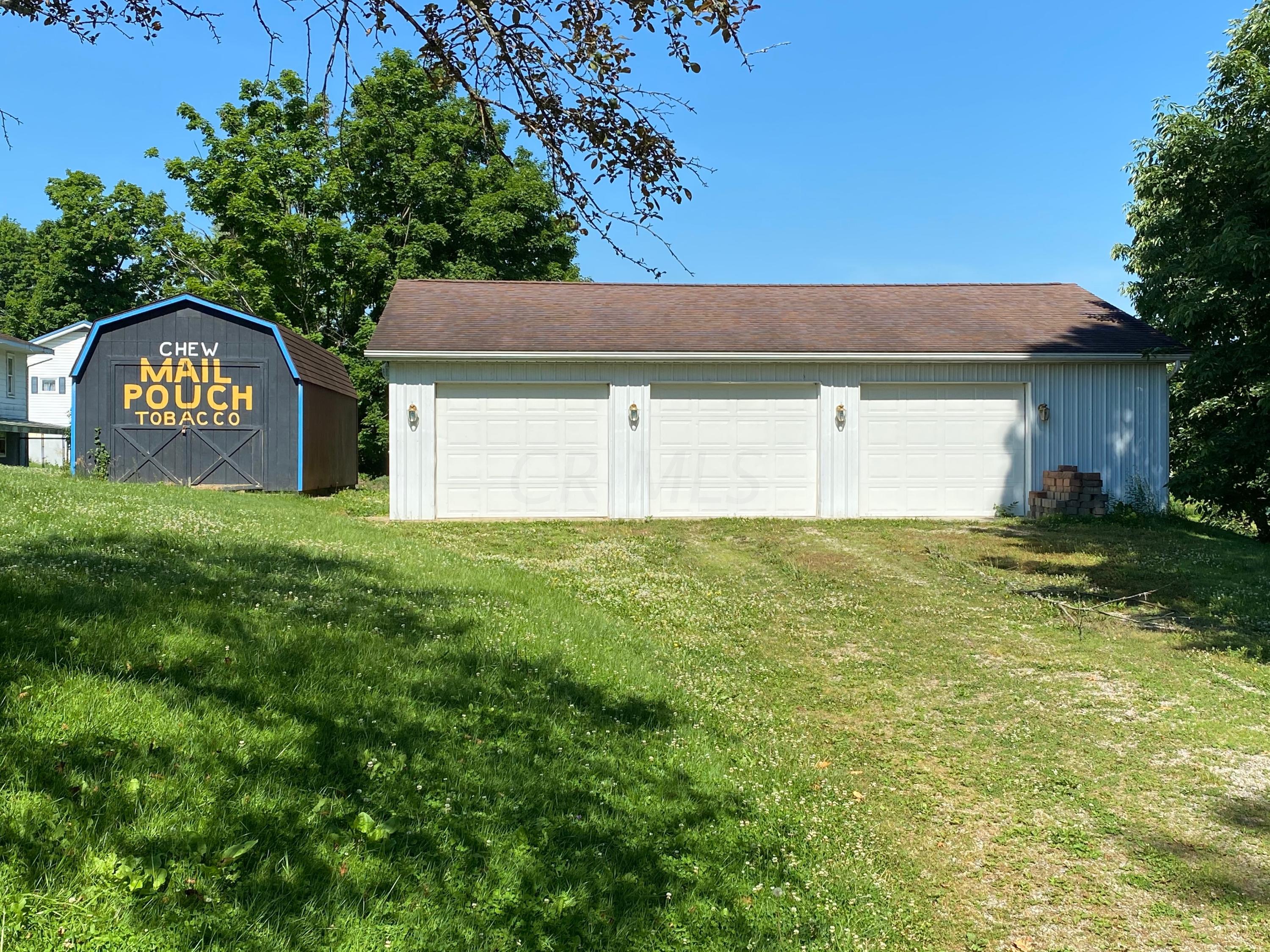 7685 Old Town Road Mount Perry, OH 43760 - Photo 9 of 23