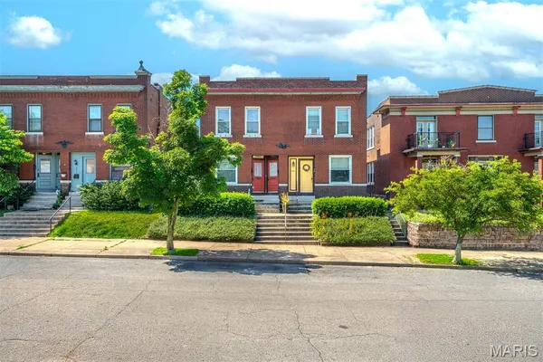 $425,000 | 3912-3914 Flad Avenue, St. Louis, MO 63110