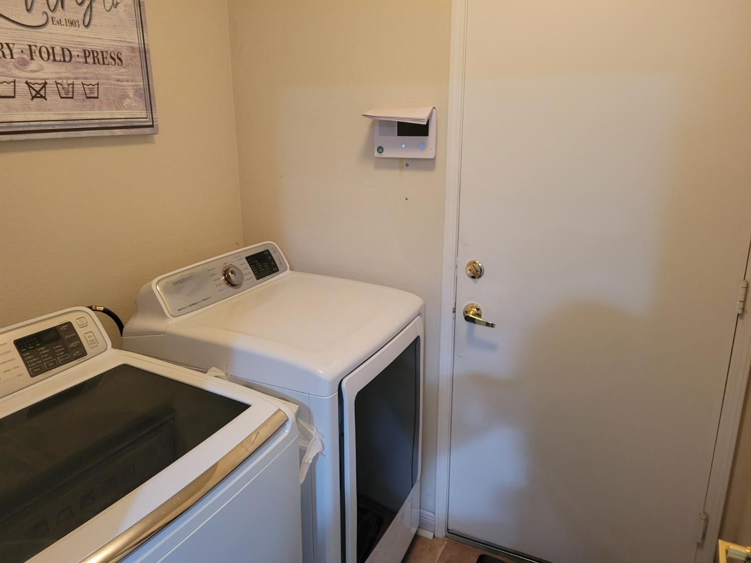 3188 Winter Way Madera, CA 93637 - Photo 13 of 25