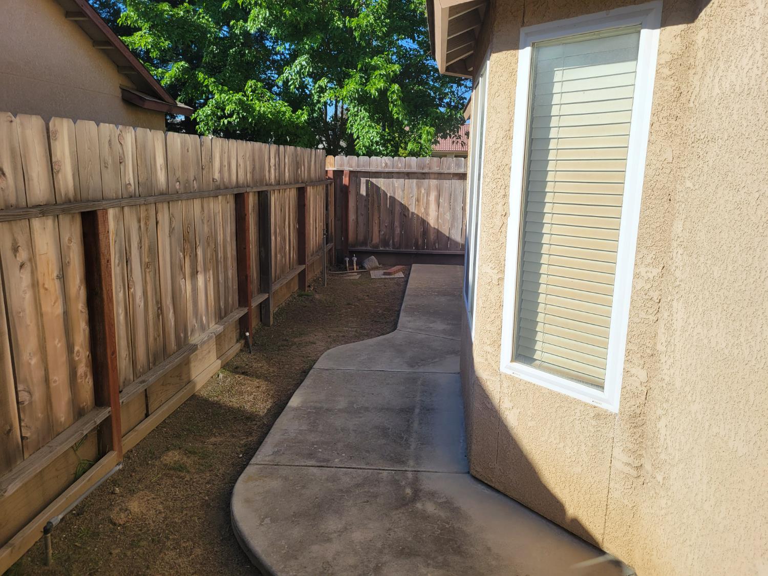 3188 Winter Way Madera, CA 93637 - Photo 22 of 25