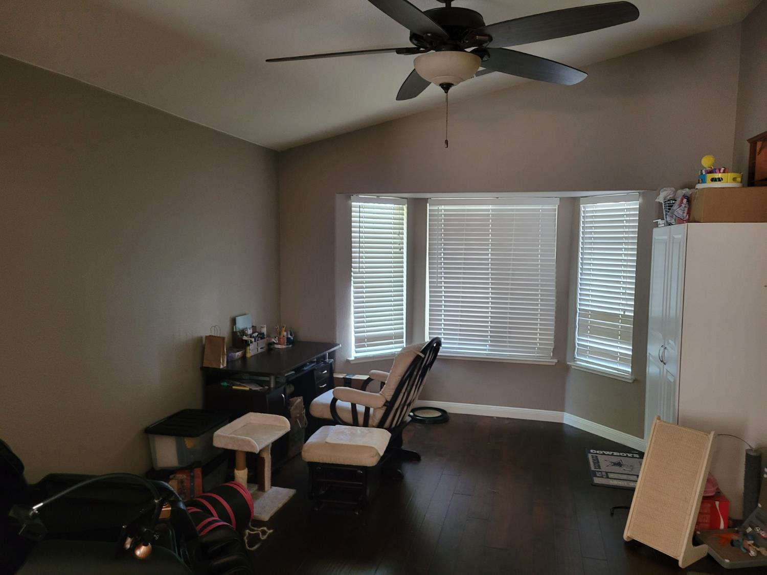 3188 Winter Way Madera, CA 93637 - Photo 3 of 25