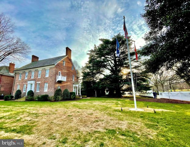 $2,850,000 | 247 King George Street, Annapolis, MD 21401