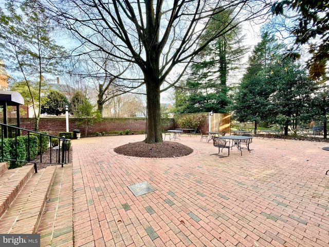 $2,850,000 | 247 King George Street, Annapolis, MD 21401