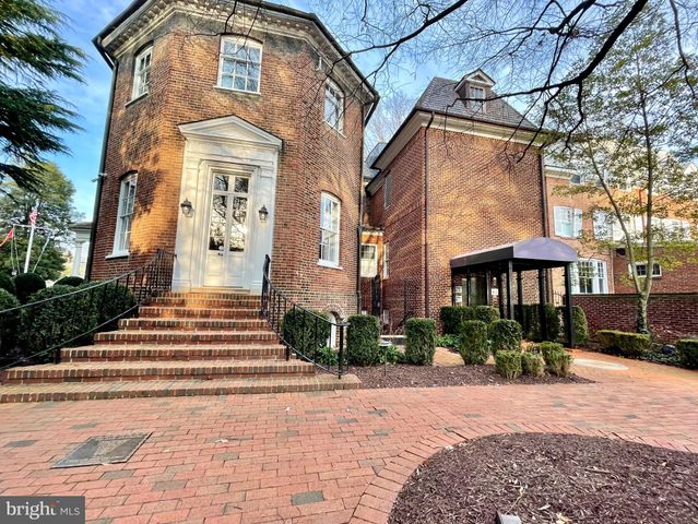 $2,850,000 | 247 King George Street, Annapolis, MD 21401