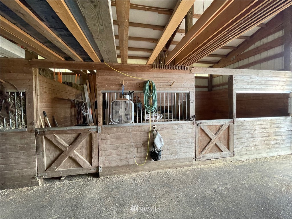 404 Independence Road Rochester, WA 98579 - Photo 16 of 40