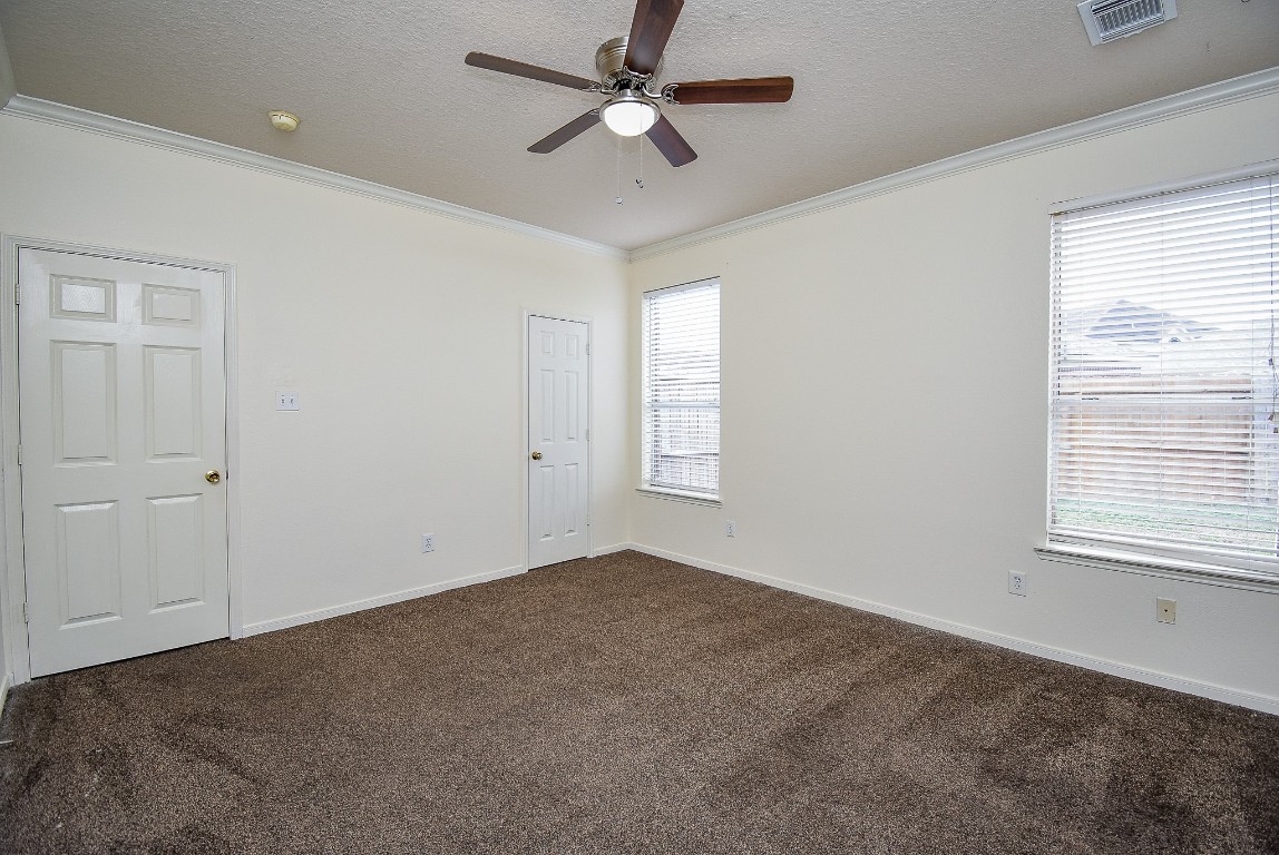 6323 Haddock Court Houston, TX 77041 - Photo 20 of 37