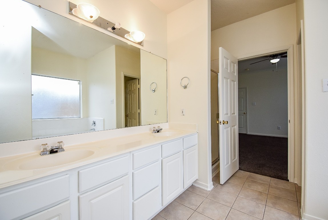 6323 Haddock Court Houston, TX 77041 - Photo 22 of 37