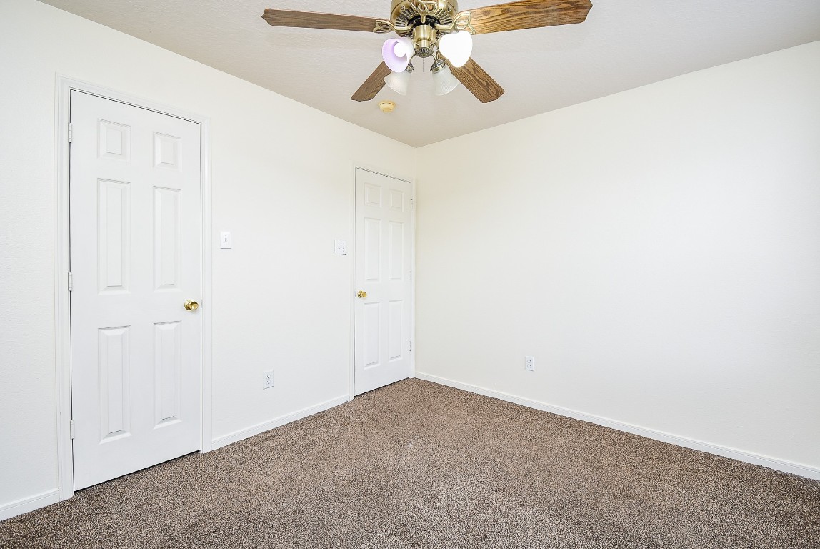 6323 Haddock Court Houston, TX 77041 - Photo 29 of 37