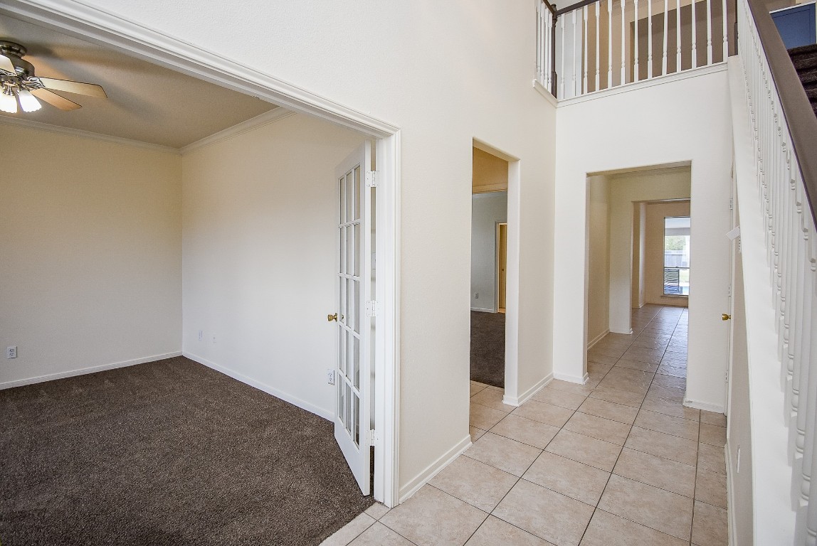 6323 Haddock Court Houston, TX 77041 - Photo 5 of 37