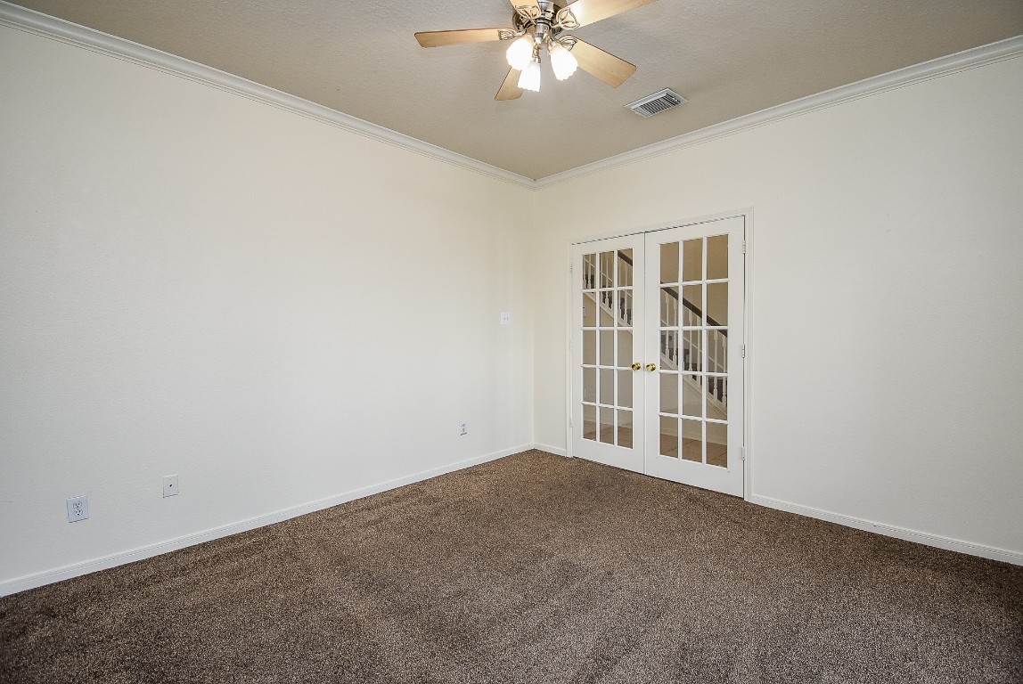 6323 Haddock Court Houston, TX 77041 - Photo 7 of 37