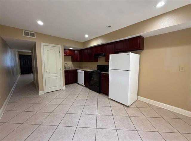 208 8th Street Chalmette, LA 70043 - Photo 5 of 18
