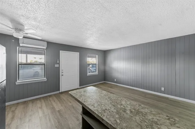 $795 | 1585 North Mill Street, Unit 6, Lewisville, TX 75057