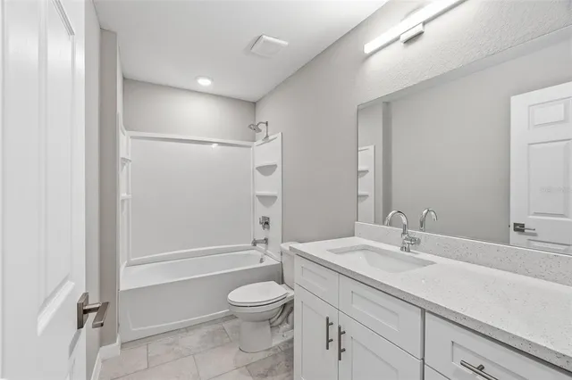 $2,190 | 1913 Northwest 30th Street, Cape Coral, FL 33993