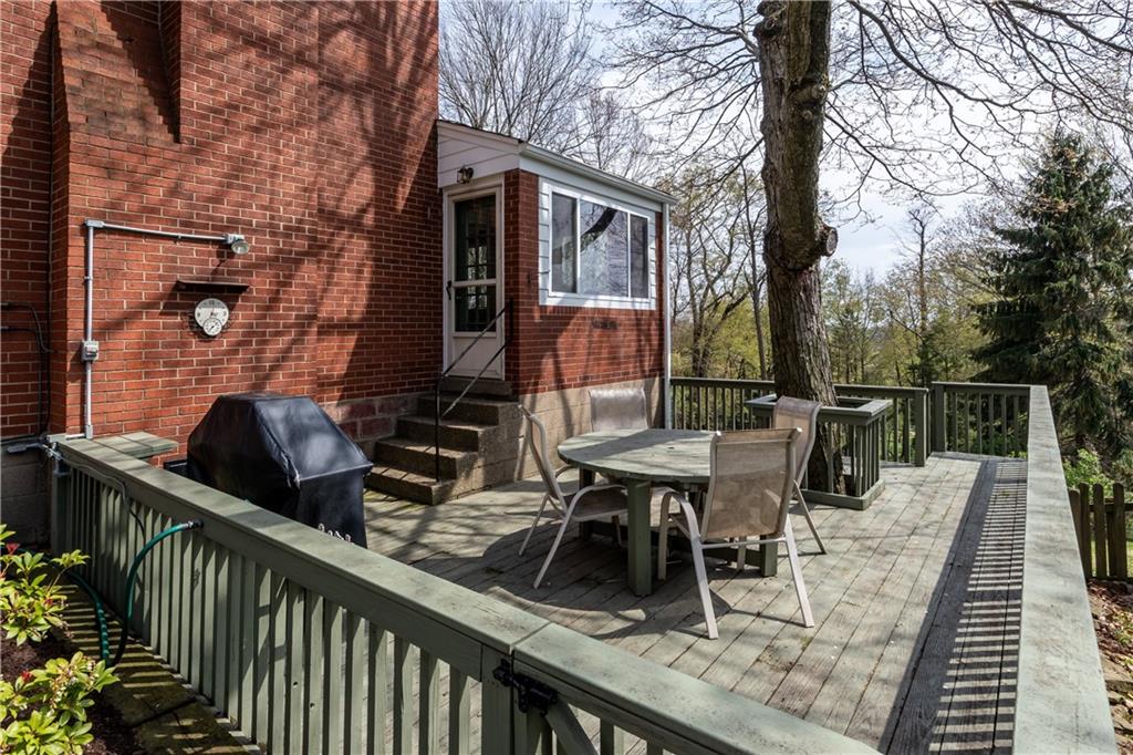 207 Pittview Road Pittsburgh, PA 15237 - Photo 2 of 25 Gallery Image 2