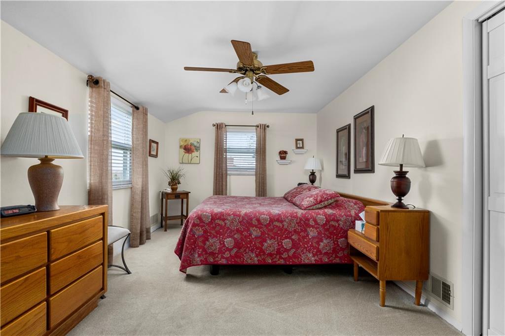 207 Pittview Road Pittsburgh, PA 15237 - Photo 17 of 25 Gallery Image 17
