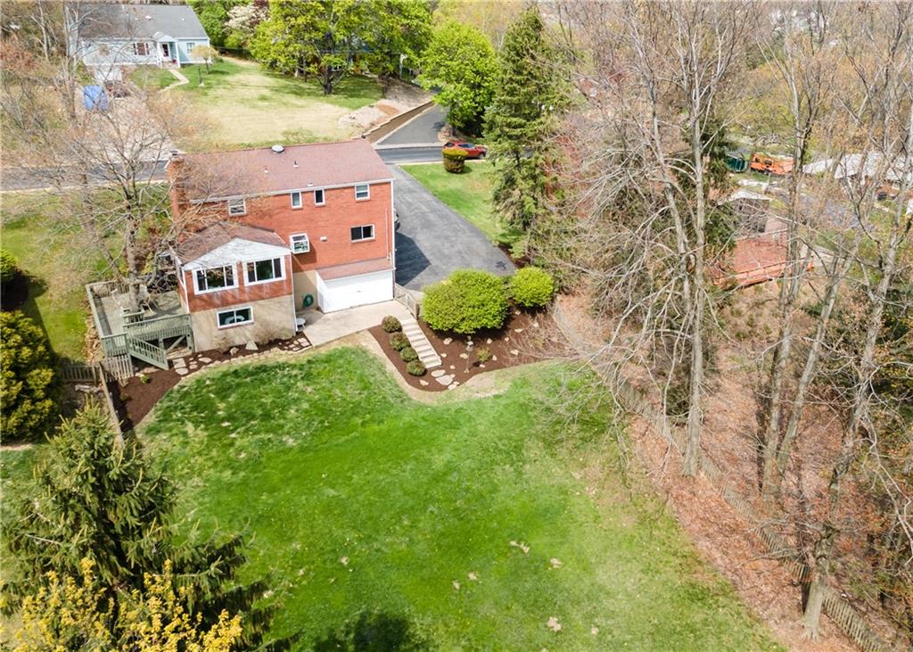 207 Pittview Road Pittsburgh, PA 15237 - Photo 4 of 25 Gallery Image 4
