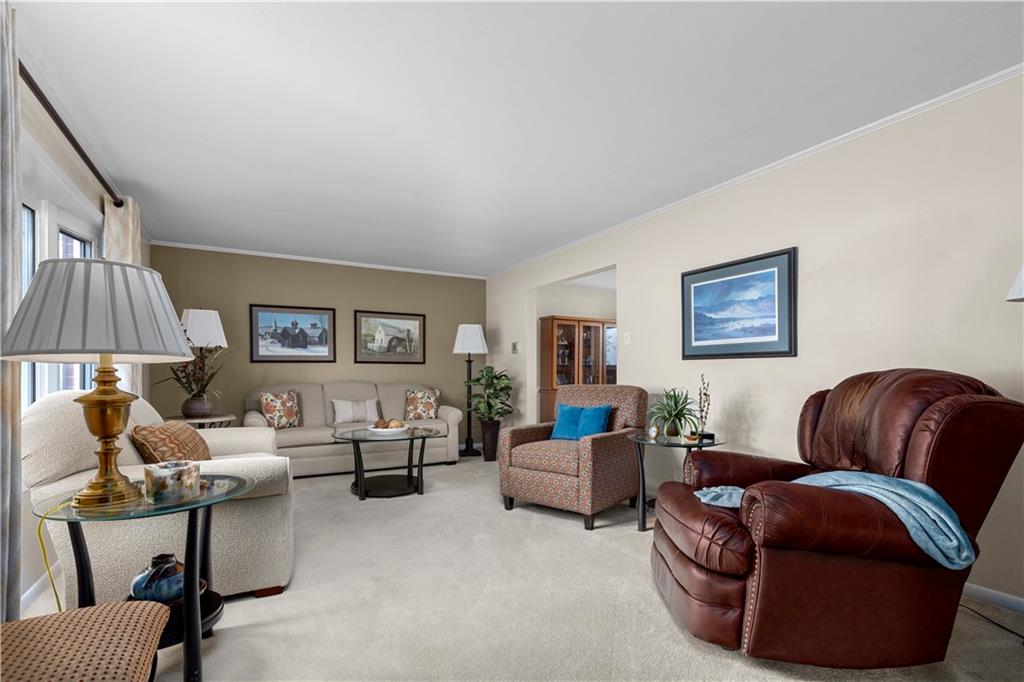 207 Pittview Road Pittsburgh, PA 15237 - Photo 5 of 25 Gallery Image 5
