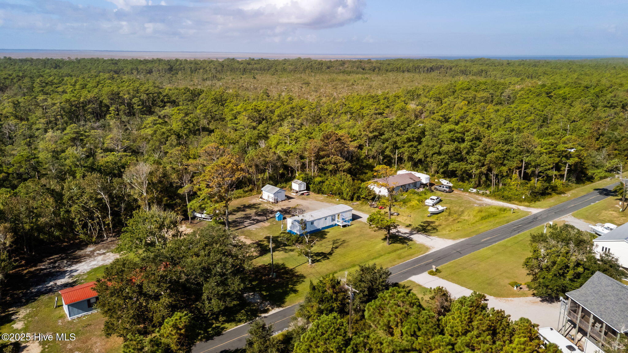 424 Lola Road Cedar Island, NC 28520 - Photo 7 of 8 424 Lola Rd 6