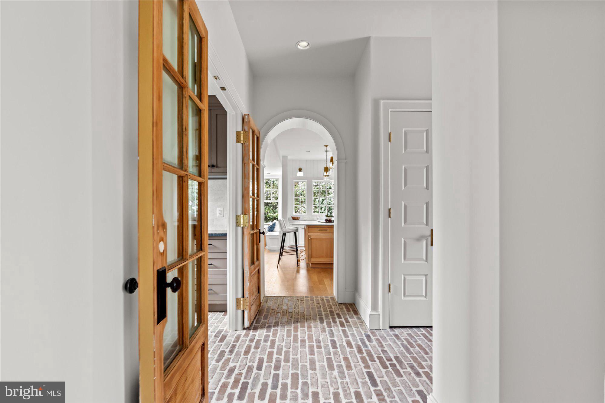 3612 North Glebe Road Arlington, VA 22207 - Photo 18 of 83