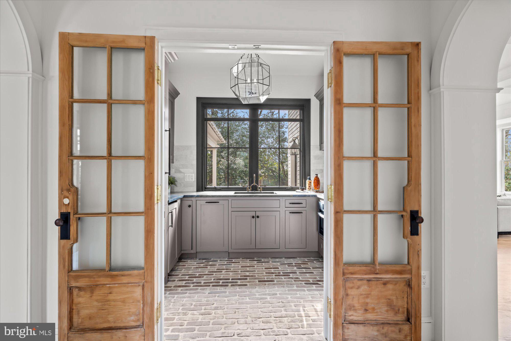 3612 North Glebe Road Arlington, VA 22207 - Photo 35 of 83