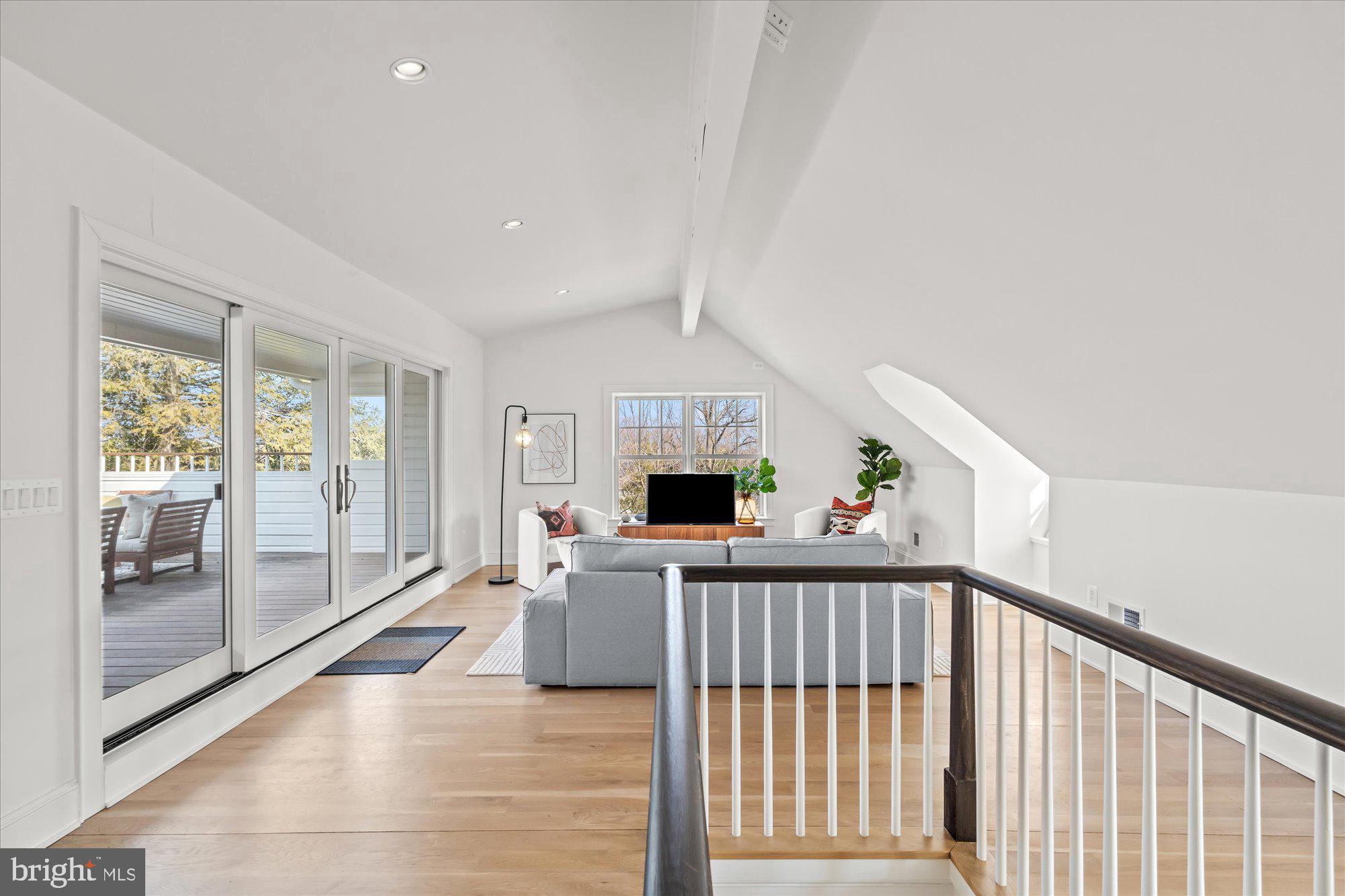 3612 North Glebe Road Arlington, VA 22207 - Photo 65 of 83 a view of a living room and a window