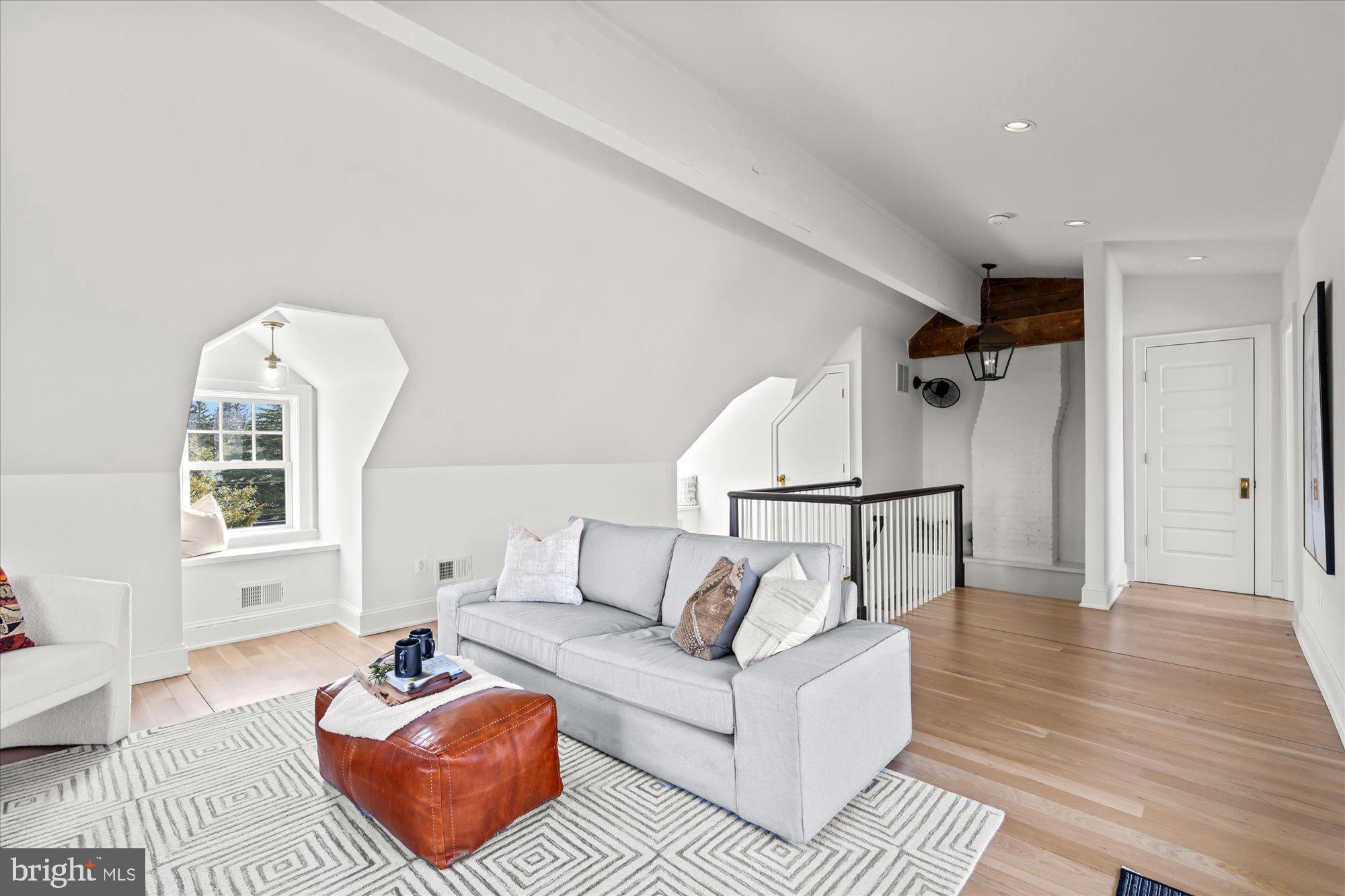 3612 North Glebe Road Arlington, VA 22207 - Photo 67 of 83 a living room with furniture and a wooden floor