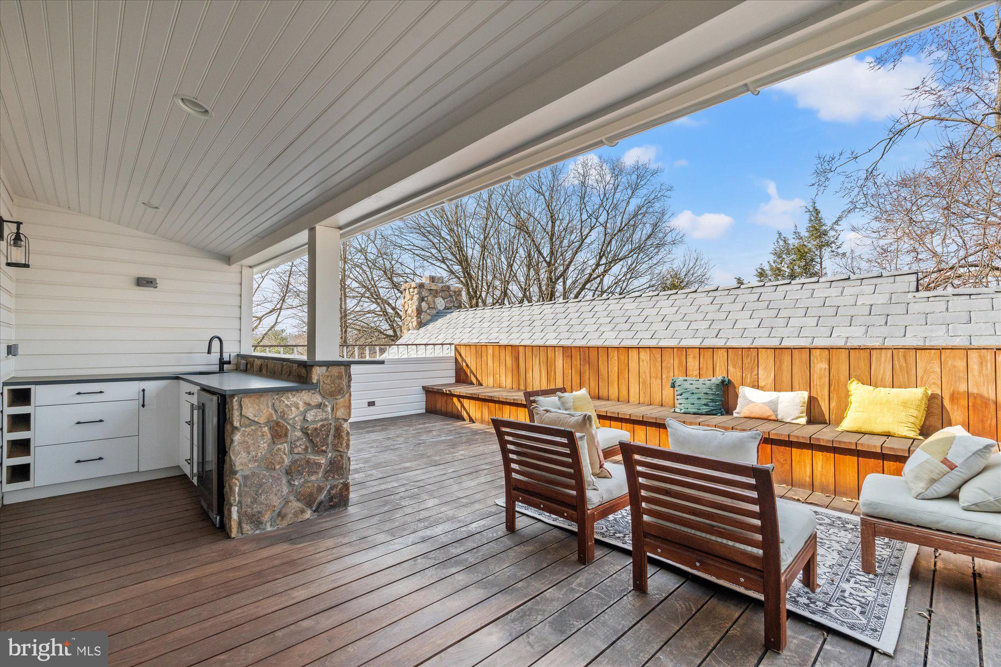 3612 North Glebe Road Arlington, VA 22207 - Photo 69 of 83 a view of outdoor space with seating
