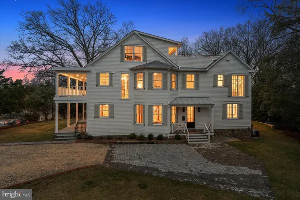 $2,975,000 | 3612 North Glebe Road, Arlington, VA 22207
