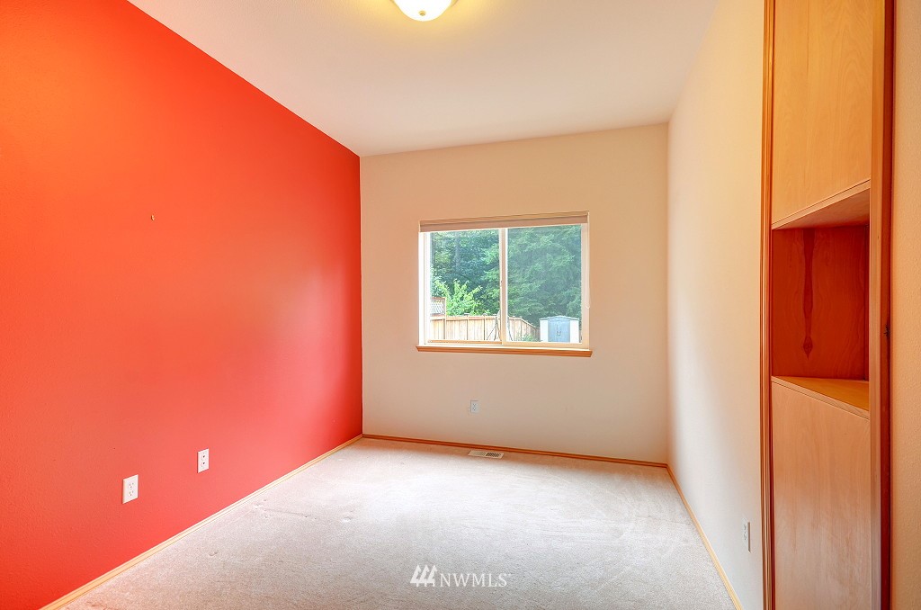 5501 Southeast 2nd Court Renton, WA 98059 - Photo 8 of 21