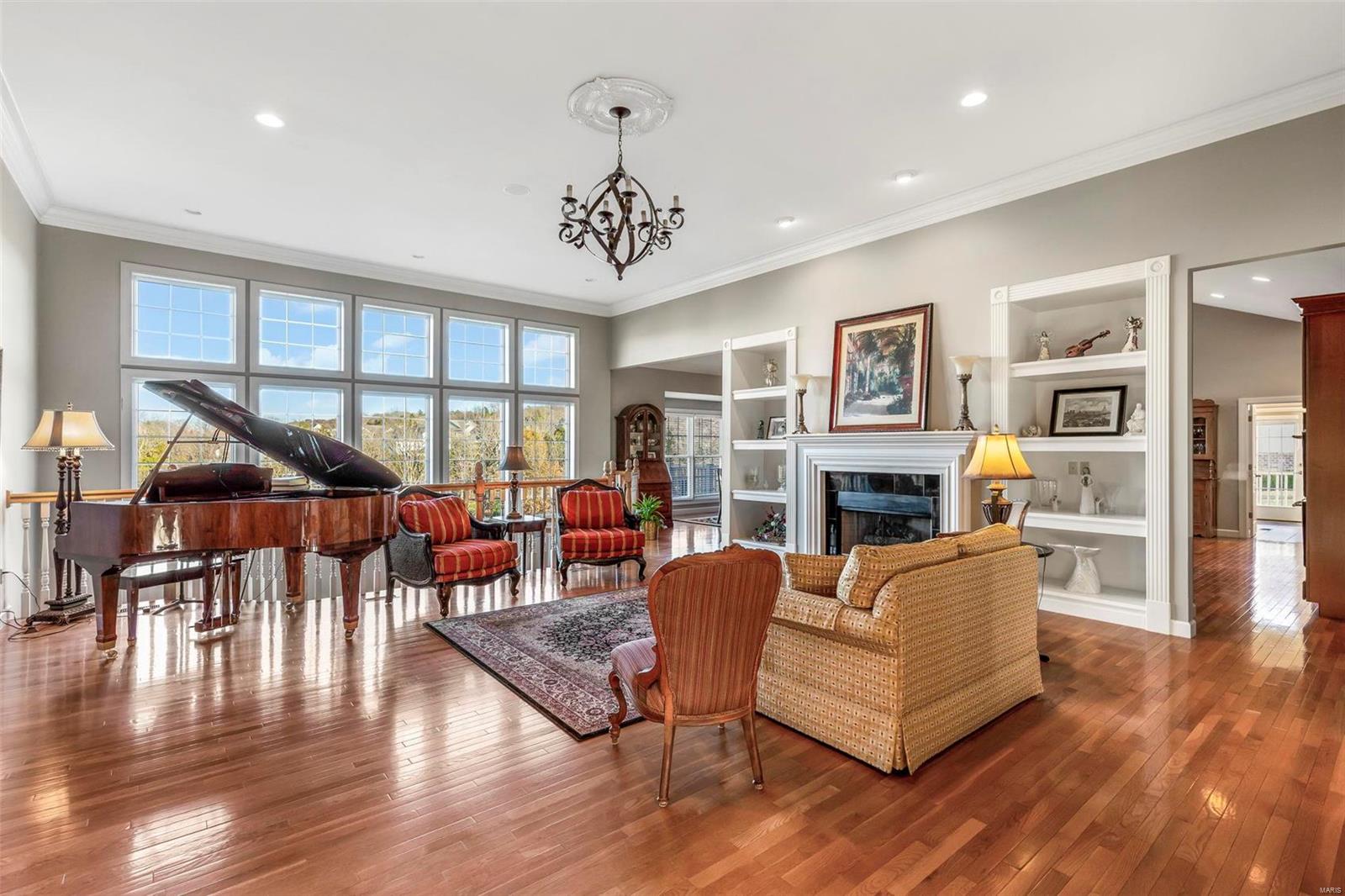 324 Barn Side Lane Eureka, MO 63025 - Photo 9 of 63