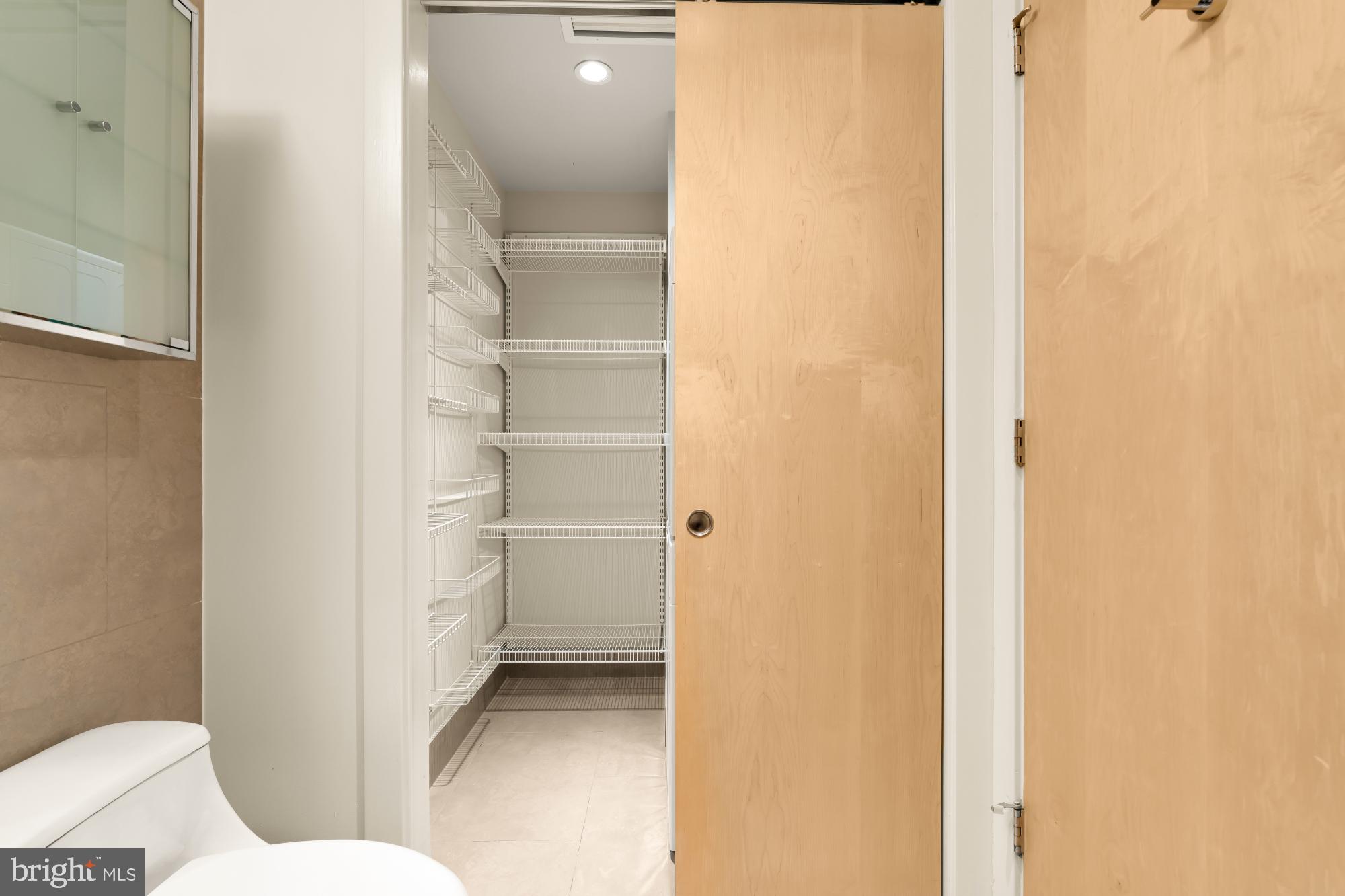 1133 14th Street Northwest, Unit 703 Washington, DC 20005 - Photo 13 of 24