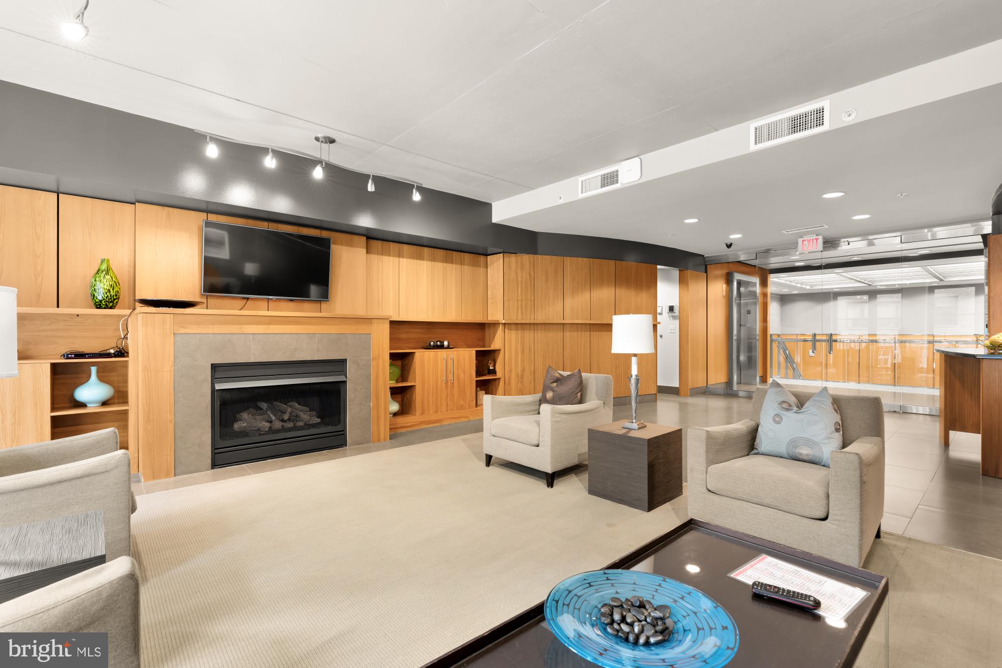 1133 14th Street Northwest, Unit 703 Washington, DC 20005 - Photo 15 of 24