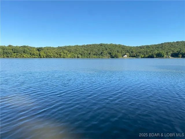 $184,900 | 1490 Cedar Ridge Circle, Roach, MO 65787