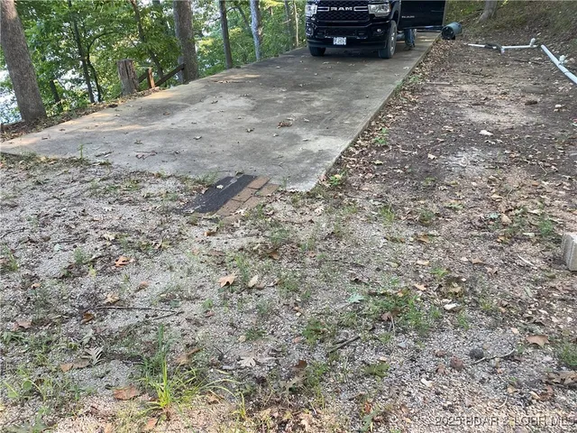 $184,900 | 1490 Cedar Ridge Circle, Roach, MO 65787