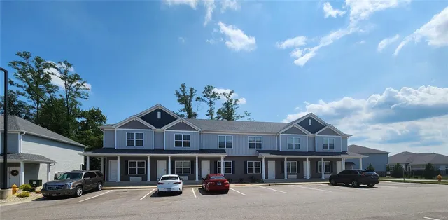 $2,050 | 8400 Allied Way, Unit A, O'Fallon, IL 62269