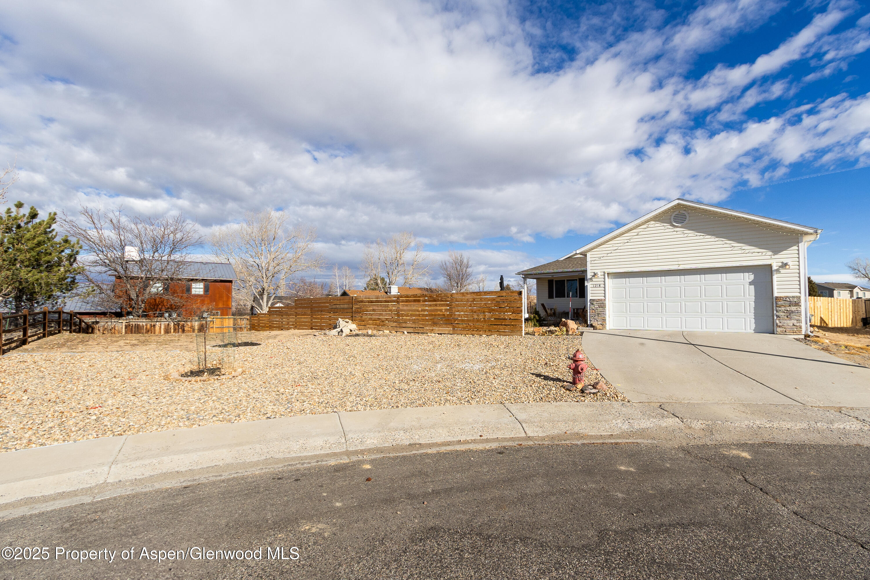 1214 Solar Circle Rangely, CO 81648 - Photo 27 of 38 Rangely-05
