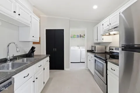 $370,000 | 8 Byerly Court, Durham, NC 27713
