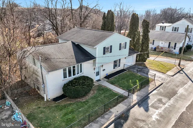 $227,000 | 600 Ridge Street, Steelton, PA 17113