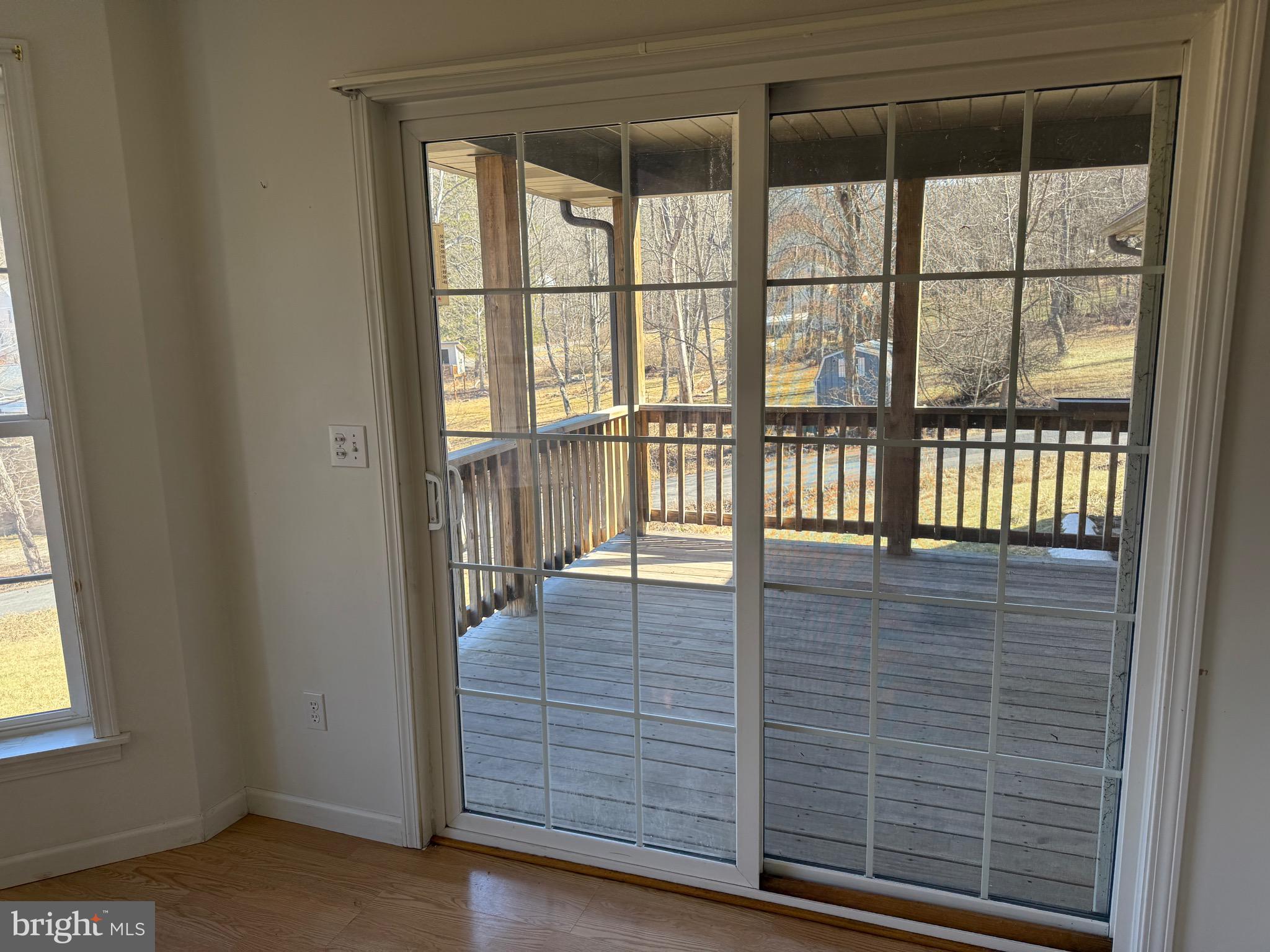 19322 Old Dans Rock Road Southwest Frostburg, MD 21532 - Photo 19 of 63 Dining area to covered deck