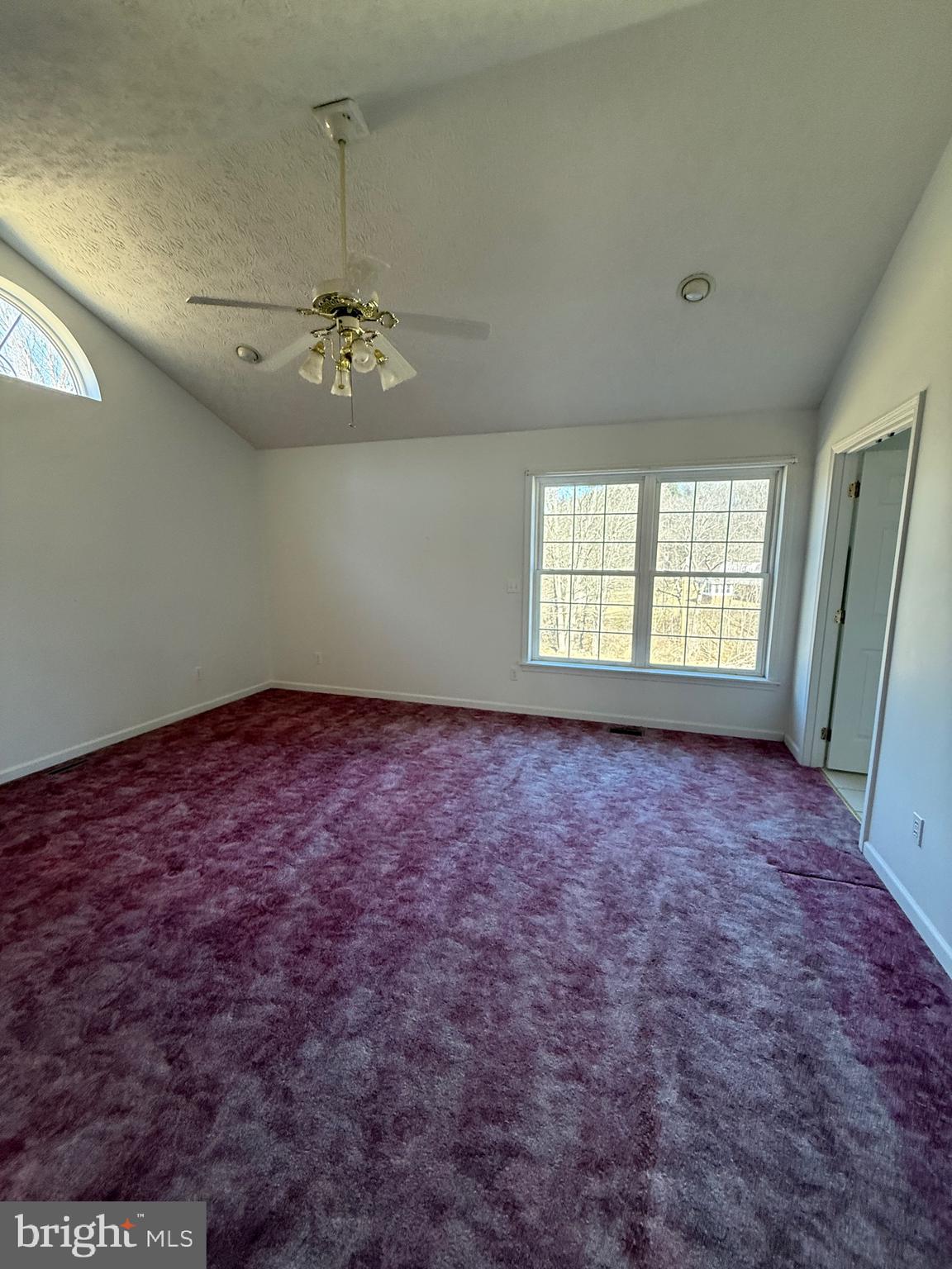 19322 Old Dans Rock Road Southwest Frostburg, MD 21532 - Photo 26 of 63 Master Bedroom