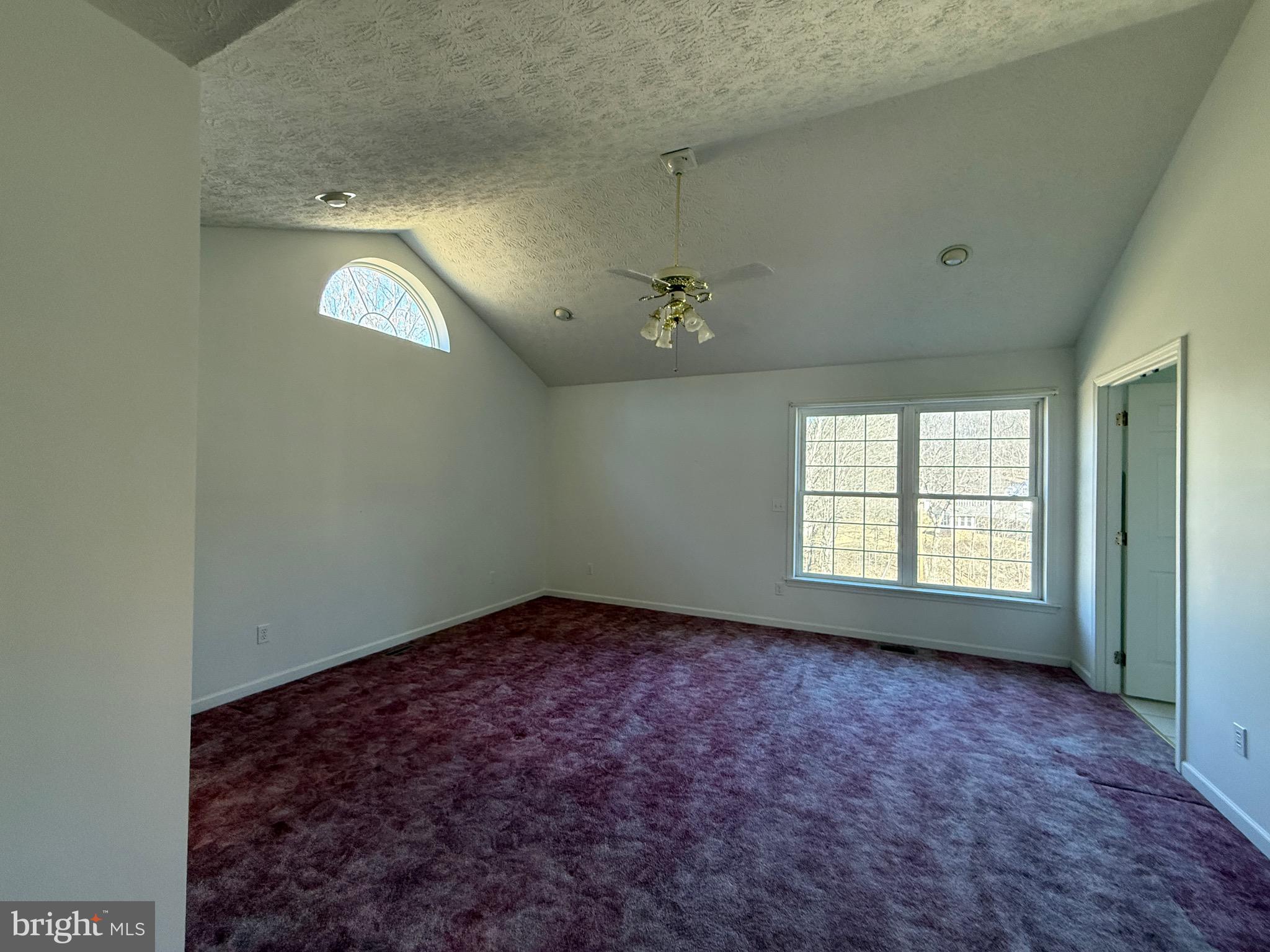 19322 Old Dans Rock Road Southwest Frostburg, MD 21532 - Photo 27 of 63 Master Bedroom
