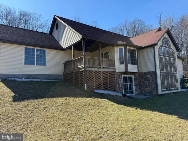 $430,000 | 19322 Old Dans Rock Road Southwest, Frostburg, MD 21532