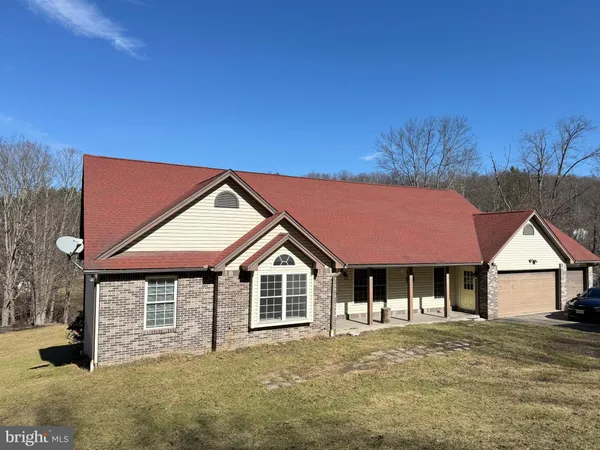 $430,000 | 19322 Old Dans Rock Road Southwest, Frostburg, MD 21532