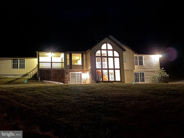 $430,000 | 19322 Old Dans Rock Road Southwest, Frostburg, MD 21532