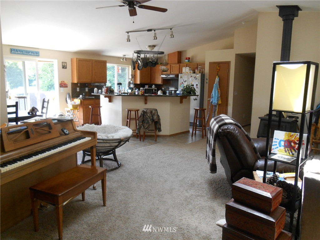 959 Elochoman Valley Road Cathlamet, WA 98612 - Photo 8 of 22 Gallery Image 8