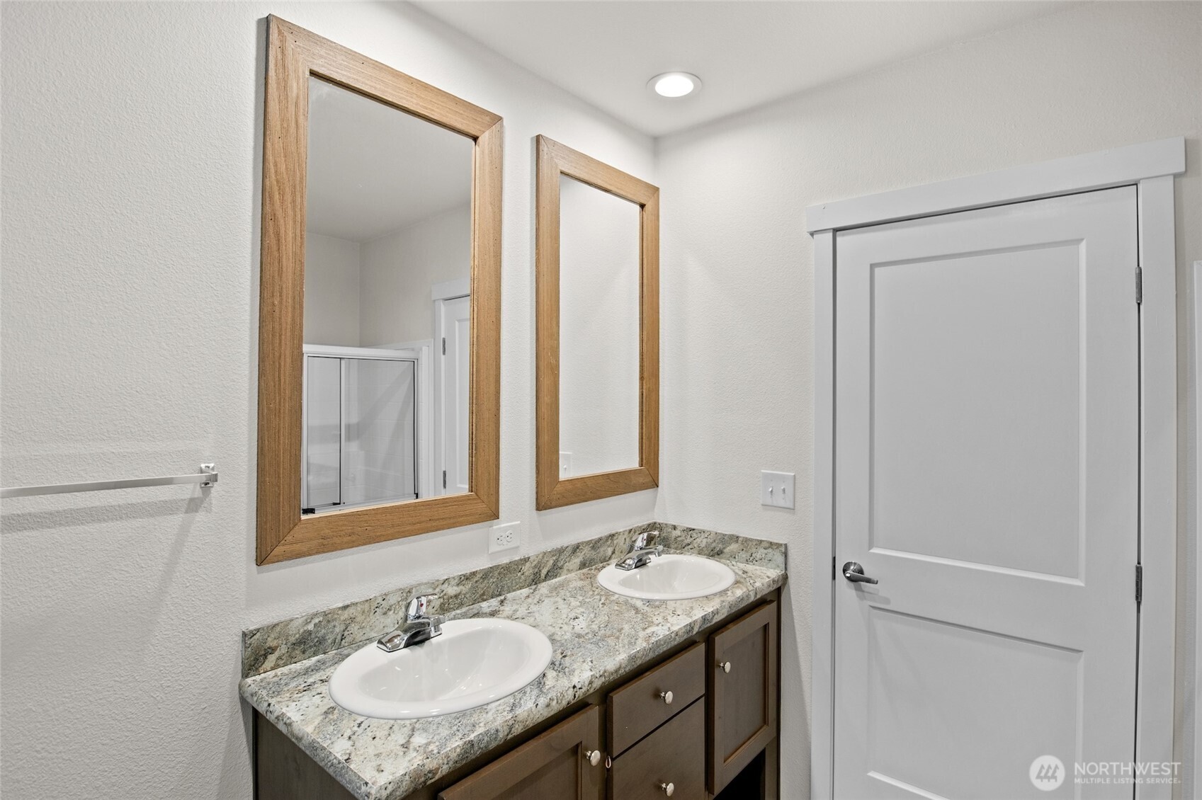 32501 Northeast 50th Street, Unit 31 Carnation, WA 98014 - Photo 16 of 28